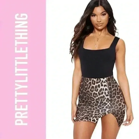 PrettyLittleThing Brown Leopard Print Split Mini Skirt for Sexy Looking Girls - Picture 9 of 9